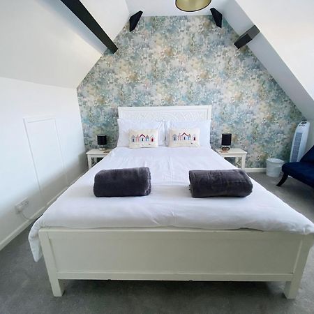 The Beach Hut - 1 Bedroom Apartment Near The Beach Bournemouth Kültér fotó